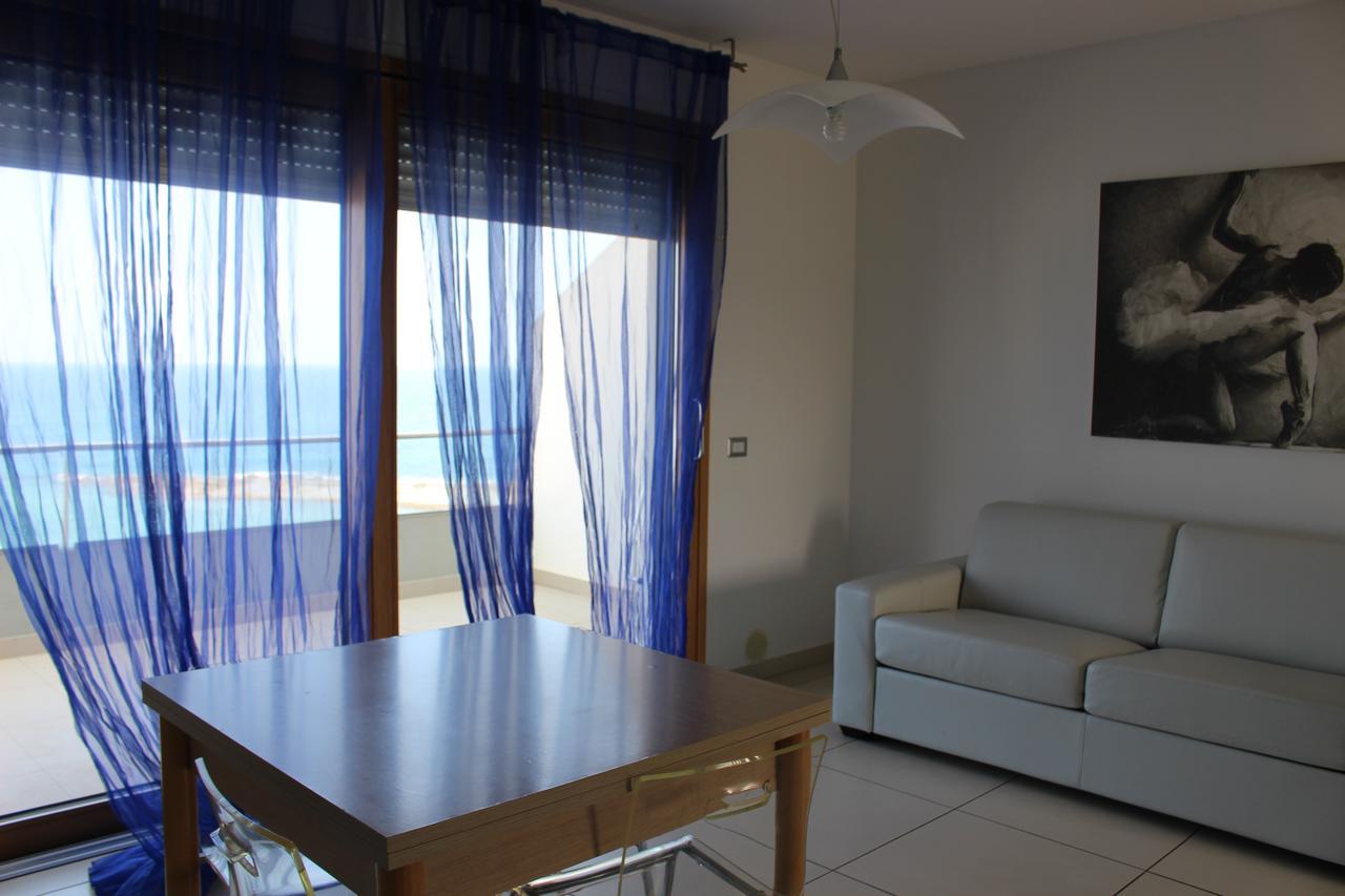 Residence Lungomare Porto Torres Kültér fotó